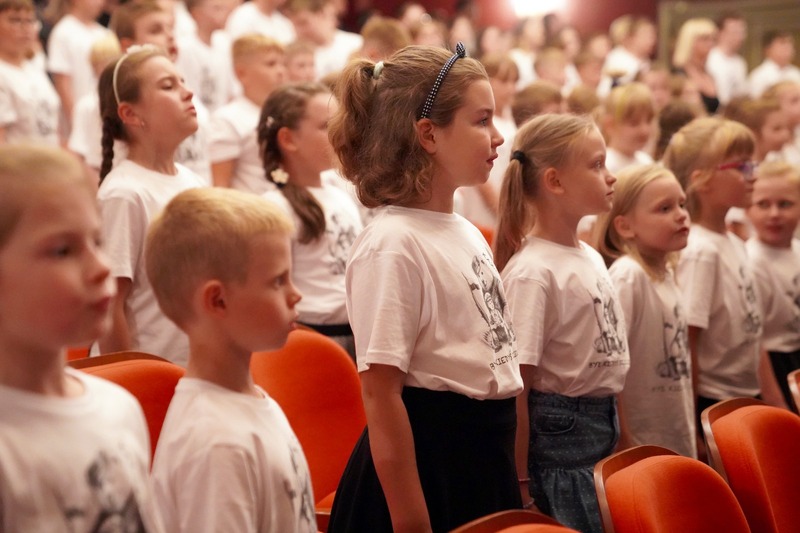Uroczystość nadania Szkole Podstawowej w Ulimiu koło Gorzowa Wielkopolskiego imienia Niedźwiedzia Wojtka – Gorzów Wielkopolski, 10 czerwca 2024 r.
