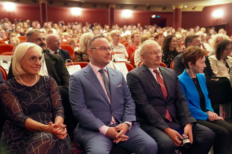 Uroczystość nadania Szkole Podstawowej w Ulimiu koło Gorzowa Wielkopolskiego imienia Niedźwiedzia Wojtka – Gorzów Wielkopolski, 10 czerwca 2024 r.