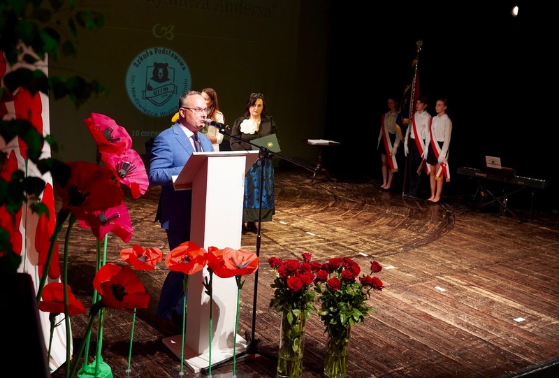 Uroczystość nadania Szkole Podstawowej w Ulimiu koło Gorzowa Wielkopolskiego imienia Niedźwiedzia Wojtka – Gorzów Wielkopolski, 10 czerwca 2024 r.