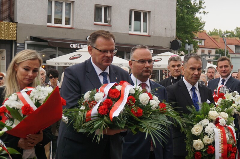 Uroczystości z okazji 85. rocznicy agresji sowieckiej na Polskę oraz 35. rocznicy reaktywacji Związku Sybiraków – Koszalin, 12 września 2014.