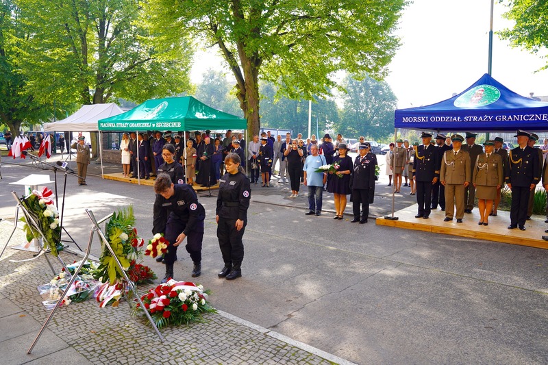 Uroczystość odsłonięcia tablicy upamiętniającej 100. rocznicę utworzenia Korpusu Ochrony Pogranicza – Szczecin, 17 września 2014.