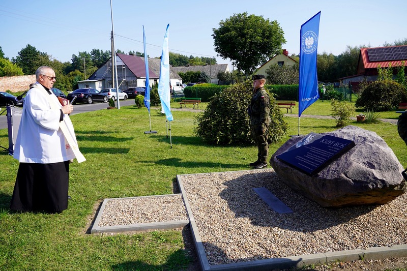 Uroczystość odsłonięcia tablicy upamiętniającej Józefa Bosia "Lot" – Krzepocin, 19 września 2014.