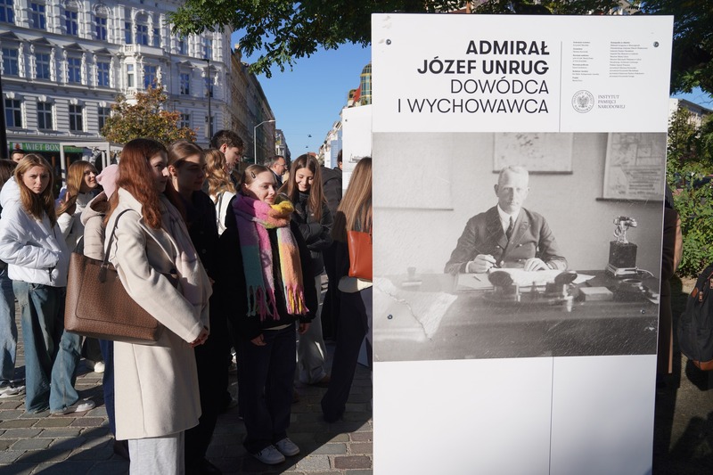 Wernisaż wystawy Oddziałowego Biura Edukacji Narodowej IPN o. w Szczecinie „Admirał Józef Unrug, dowódca i wychowawca” – Szczecin, 15 października 2024