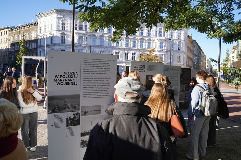 Wernisaż wystawy Oddziałowego Biura Edukacji Narodowej IPN o. w Szczecinie „Admirał Józef Unrug, dowódca i wychowawca” – Szczecin, 15 października 2024