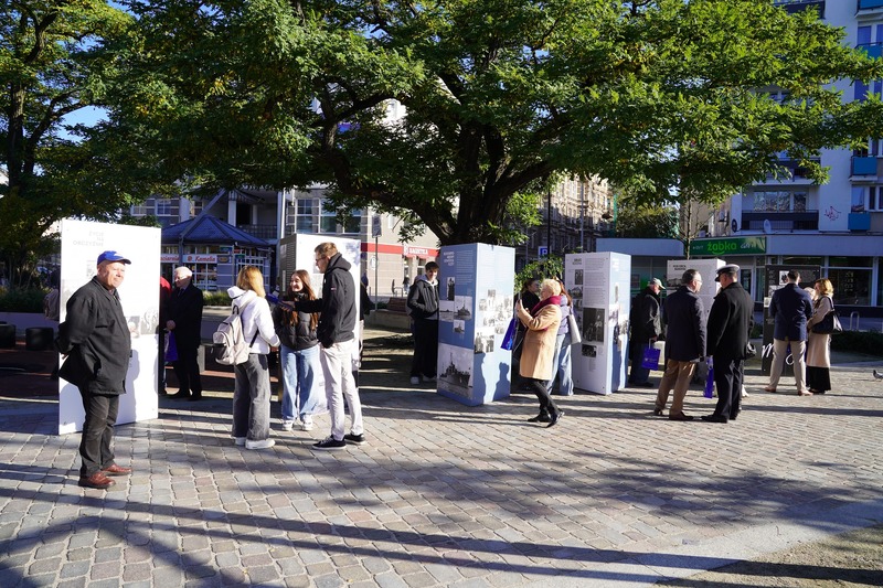 Wernisaż wystawy Oddziałowego Biura Edukacji Narodowej IPN o. w Szczecinie „Admirał Józef Unrug, dowódca i wychowawca” – Szczecin, 15 października 2024