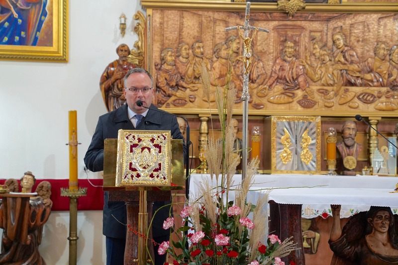 Uroczystość poświęcenia witraża ks. abpa Antoniego Baraniaka – Kobylanka, 21 października 2024 r.