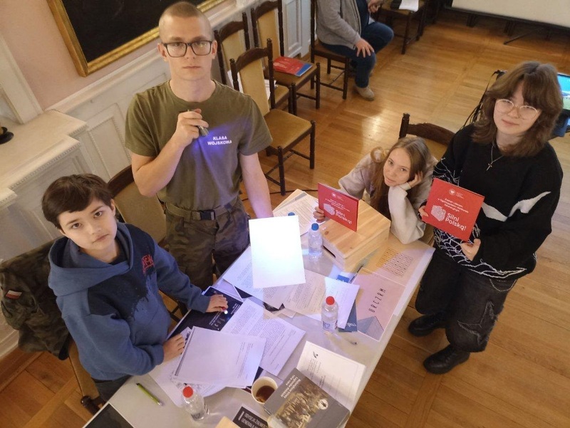 Rozpoczęliśmy spotkania w ramach ogólnopolskiego projektu "Silni Polską"!