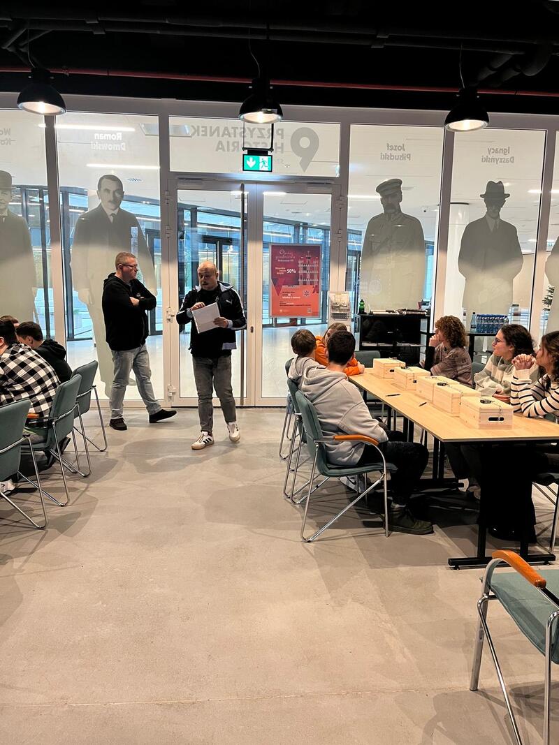 Rozpoczęliśmy spotkania w ramach ogólnopolskiego projektu "Silni Polską"!