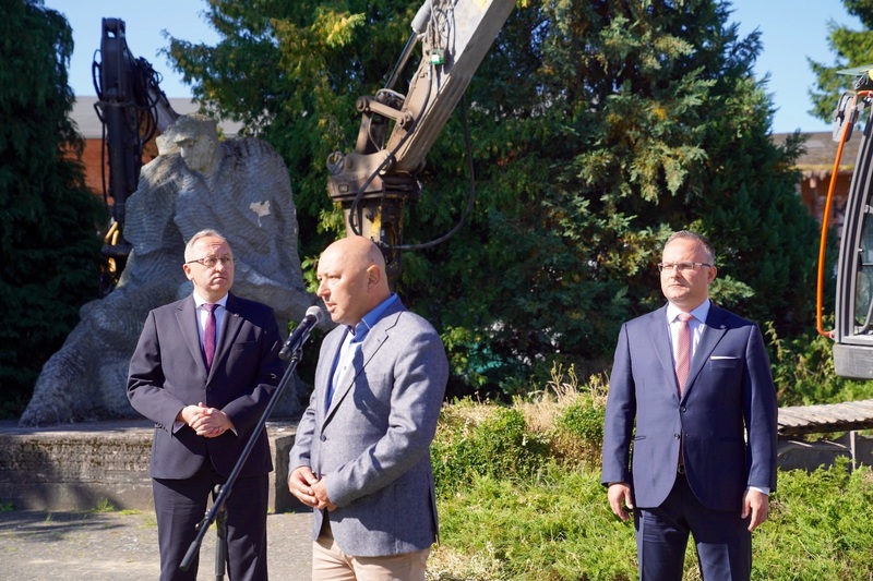 Demontaż sowieckiego obiektu propagandowego – Płoty, 18 sierpnia 2025