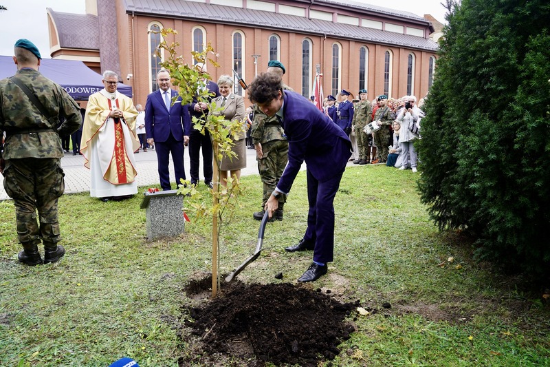 548070736_1587314252250481_6397540729270394787_n