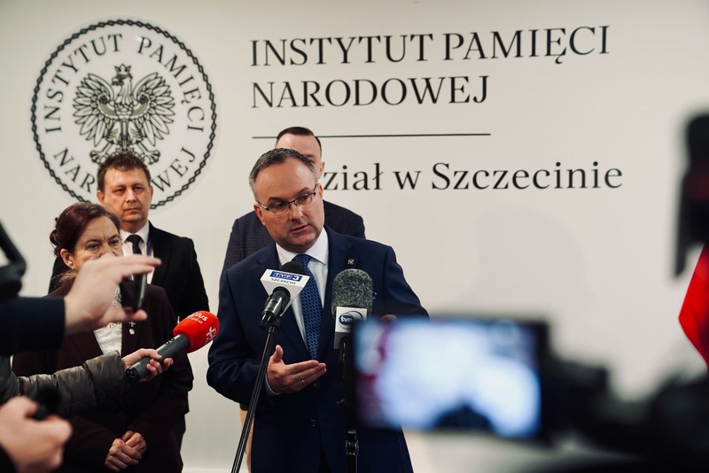 Konferencja prasowa dyrektora Instytutu Pamięci Narodowej Oddział w Szczecinie, w związku z 55. rocznica Grudznia 1970 r.