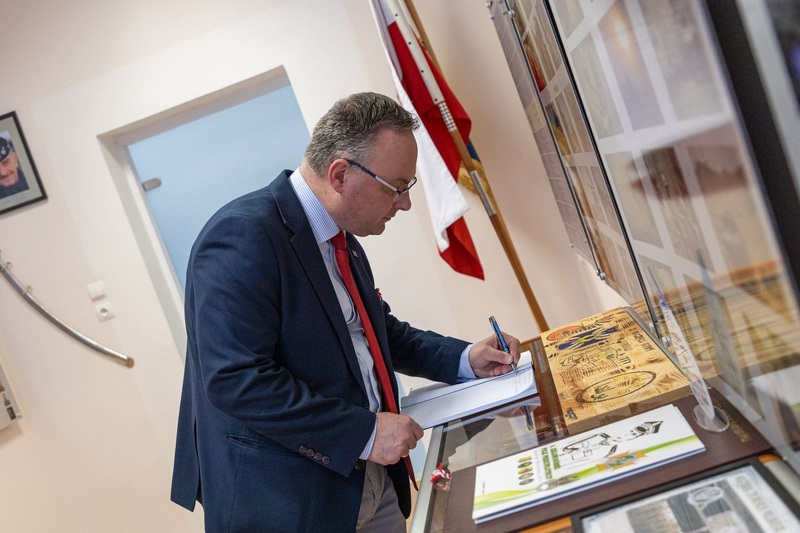 Porozumienie o współpracy Instytutu Pamięci Narodowej oddział w Szczecinie i 17. Wielkopolskiej Brygady Zmechanizowanej – Międzyrzecz, 3 marca 2024