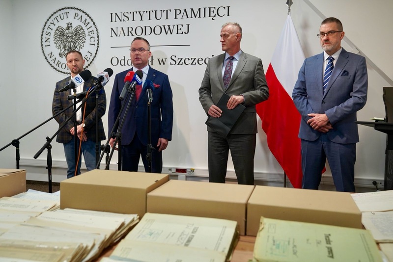 Odzyskanie przez IPN największego ilościowo zbioru dokumentów po byłych organach bezpieczeństwa