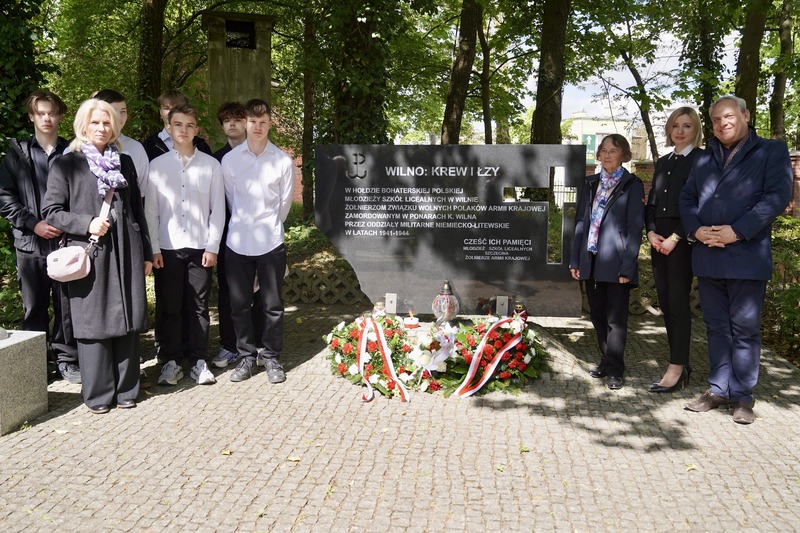 Pamiętamy o Ofiarach Zbrodni Ponarskiej