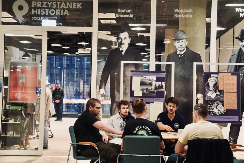Fanziny i Lenin z irokezem w Noc Muzeów z IPN