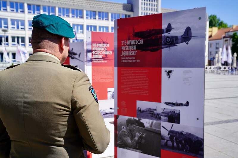 Wernisaż wystawy "zachownica na bojowym kursie. Lotnictwo Wojskowe i Polskie Siły Powietrzne w latach 1939-1947" – Koszalin, 25 czerwca 2026