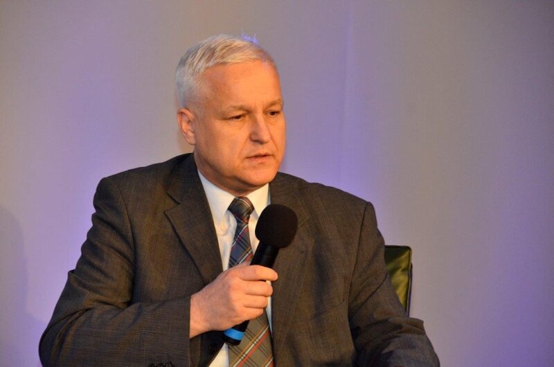 Dr Michał Paziewski