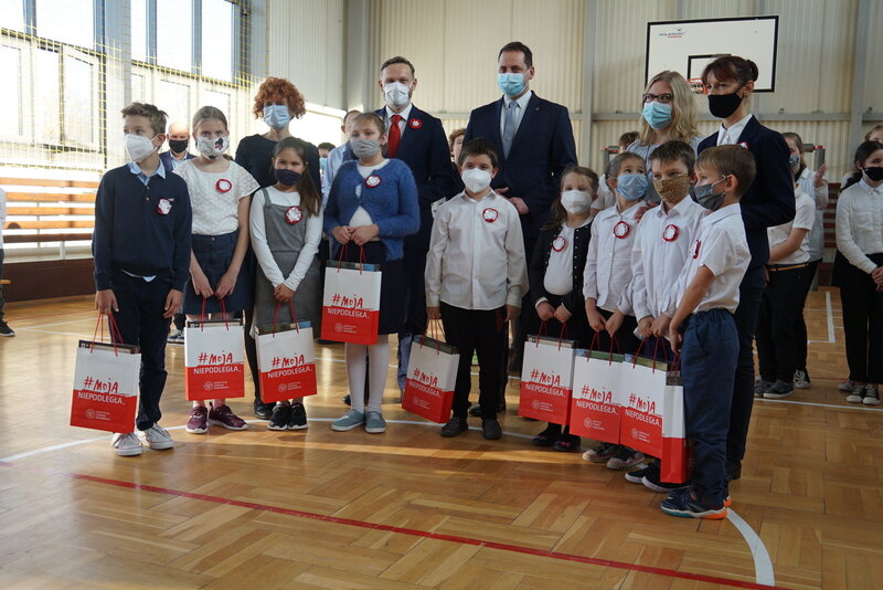 Wokół symboli narodowych7