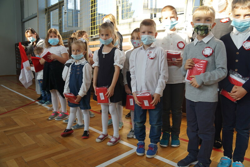 Wokół symboli narodowych9