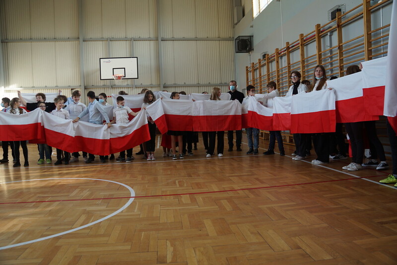 Wokół symboli narodowych11