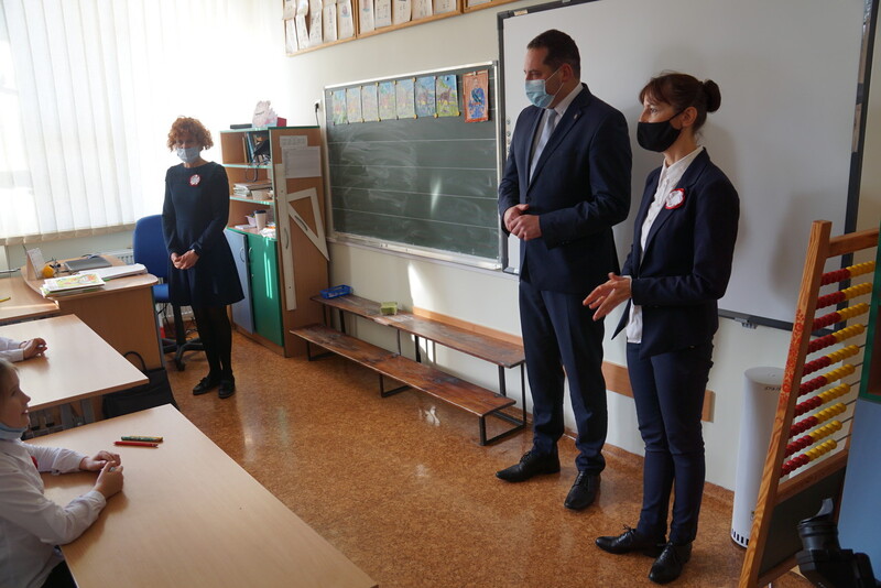 Wokół symboli narodowych15