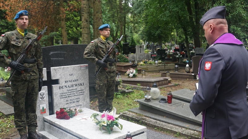Prezentacja nowego nagrobka Ryszarda Dunajewskiego, weterana walk o wolność i niepodległość Polski - Koszalin, 4 sierpnia 2023 r.