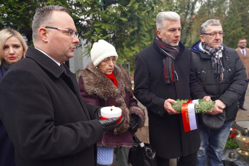 W hołdzie ofiarom protestów robotniczych Grudnia’70